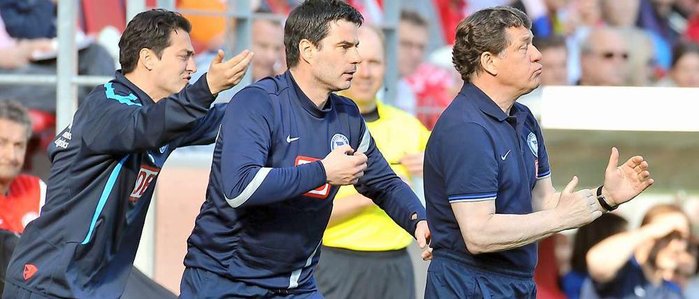 Es geht vorwärts: Herthas Trainer-Team setzt wieder auf Altbewährtes.