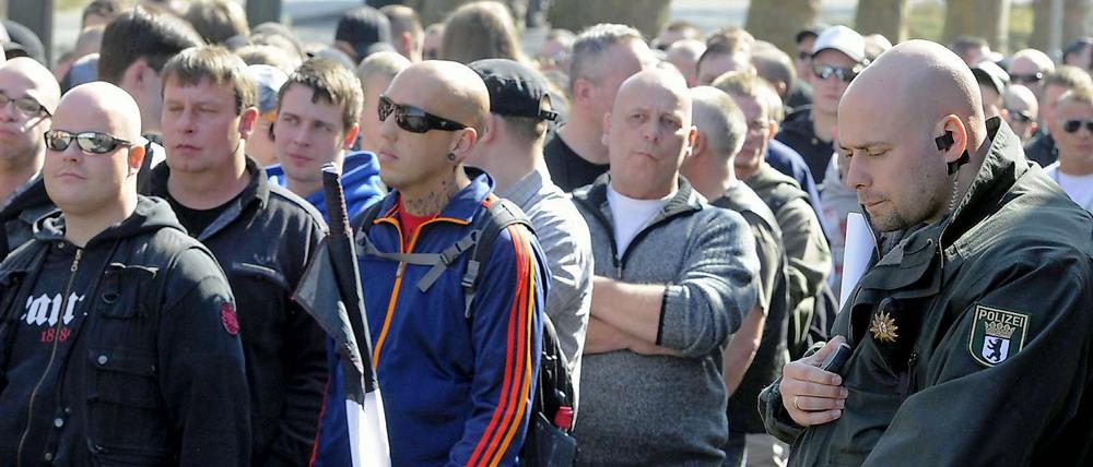 Die Neonaziszene in Brandenburg ist mit 416 Aktivisten aktiver als im Vorjahr. Erst am Samstag gab es Neonazi-Aufmarsch im Stadtzentrum von Frankfurt (Oder). 