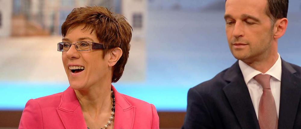 Glücklich sieht Maas nicht aus. Trotzdem ist für die SPD in Berlin wie in Saarbrücken klar, dass es bei der Zusage an Kramp-Karrenbauer bleibt – und damit bei der Absage an Oskar Lafontaine.