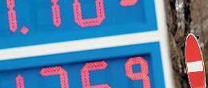 Der hohe Ölpreis ist schuld, verteidigen sich die Mineralölkonzerne.