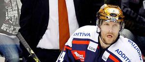 Ob Stefan Ustorf seine Karriere fortsetzen kann, ist fraglich. In den Play-offs wird er den Eisbären aber in jedem Falle fehlen.