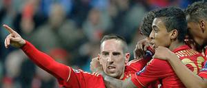 Auf Richtung Viertelfinale. Bayern München gab sich im Rückspiel gegen den FC Basel keine Blöße. 