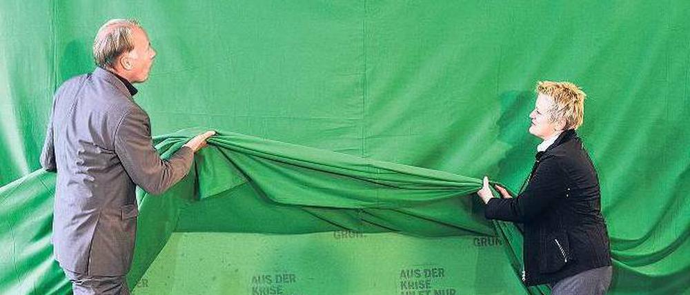 Und heraus kommt ... eine Doppelspitze. Ob die 2013 noch einmal aus Renate Künast und Jürgen Trittin bestehen wird, ist derzeit aber ziemlich unsicher. Foto: John MacDougall/AFP