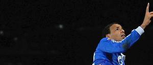 Flehen erhört. Die Entscheidung ob Schalkes Joel Matip gesperrt wird, ist vertagt.