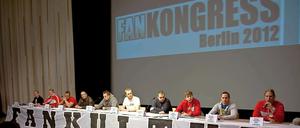 Ganz ohne Stehplätze. Der Fankongress im Kosmos.