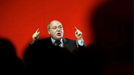 Auch Linken-Fraktionschef Gregor Gysi wird vom Verfassungsschutz beobachtet.