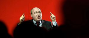 Auch Linken-Fraktionschef Gregor Gysi wird vom Verfassungsschutz beobachtet.