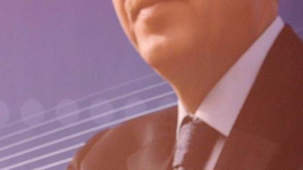 Machtvoll. Mit seinen polternden internationalen Auftritten verkörpert Recep Tayyip Erdogan ein Land, das vor Selbstbewusstsein nur so strotzt.