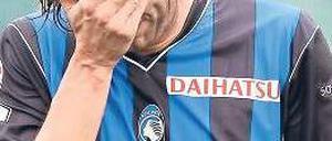 Es wird nicht mehr weggeschaut. Cristiano Doni, Ex-Kapitän von Atalanta Bergamo, ist einer von 17 Verdächtigen, gegen die die Staatsanwaltschaft Haftbefehle erlassen hat.Foto: dpa