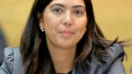 Von Rechts bedroht: Die niedersächsiche CDU-Politikerin und Sozialministerin Aygül Özkan.