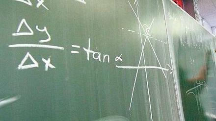 Schwache Ergebnisse. Seit 1982 werden FU-Studienanfänger in Mathe getestet. Foto: dpa