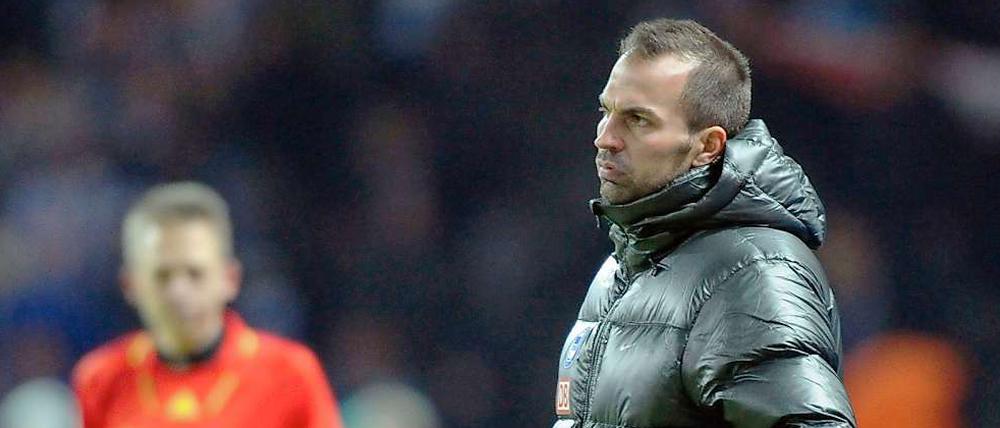 Herthas Trainer Markus Babbel schweigt weiter über seine Zukunft in Berlin.