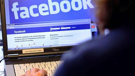 Rund 800 Millionen Menschen weltweit nutzen Facebook.