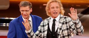 Karierte Anzüge passen besser zu Locken als zu einem Seitenscheitel. Günther Jauch lehnt Nachfolge von Thomas Gottschalk bei "Wetten, dass..?" ab. 