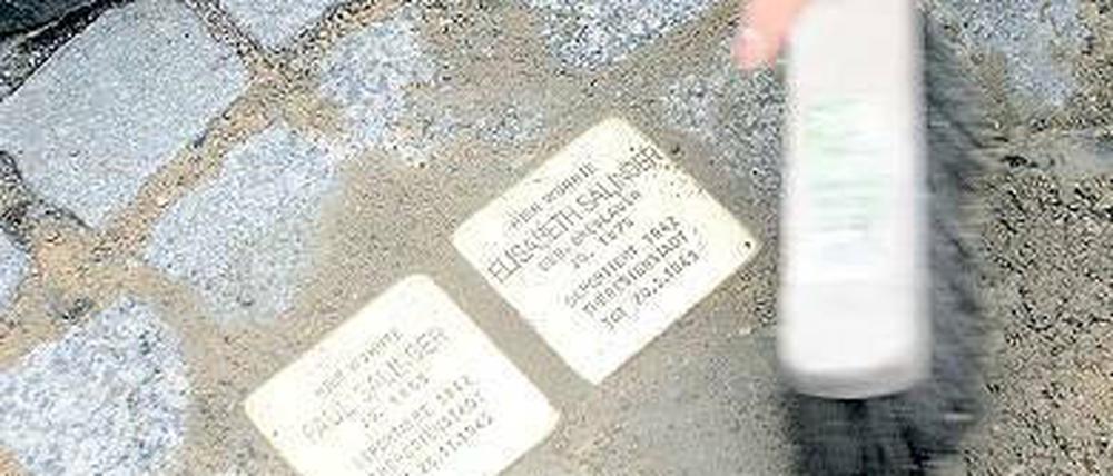Gedenken im Pflaster. Die Stolpersteine erinnern an jüdische Nachbarn.