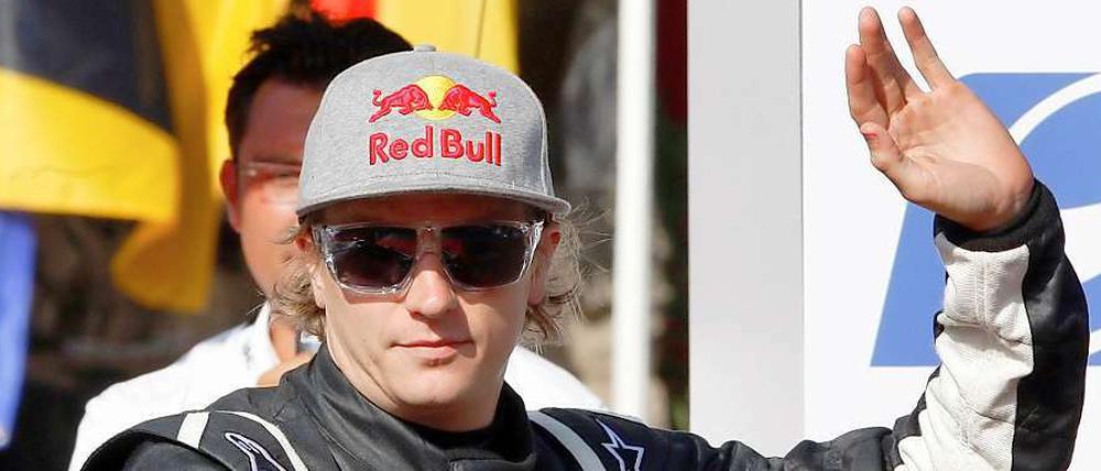 Huhu, da bin ich wieder. Kimi Raikkönen hat genug vom Rallye-Sport und fährt nächste Saison wieder in der Formel 1.