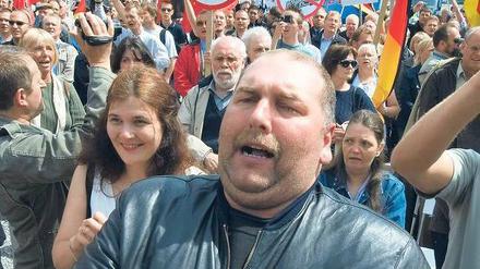 Deutschland reagiert sich ab. Anhänger der islamfeindlichen Gruppe „Pro Köln“ demonstrieren gegen den Bau einer Moschee. Foto: Reuters