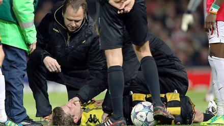 Böse Verletzung. Sven Bender hat sich im Spiel beim FC Arsenal den Kiefer gebrochen.