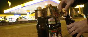 Bier könnte in Berlin künftig nur noch an über 18-Jährige verkauft werden.