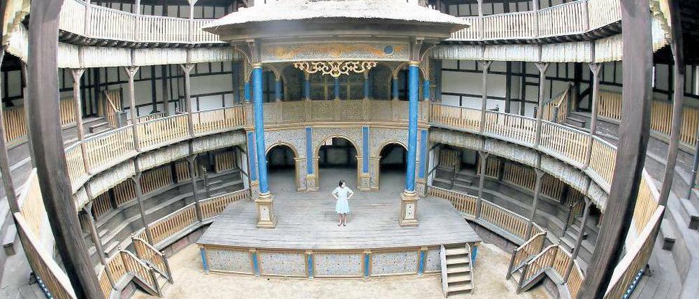 Ladenhüter. Das Globe Theatre aus dem Emmerich-Film „Anonymous“. Foto: dpa