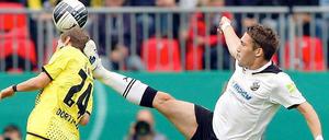 Die Akrobatik nützte nichts: Gegen die Borussen blieb der SV Sandhausen chancenlos.