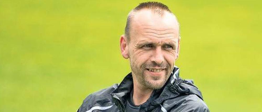 Star an der Seitenlinie. Die TSG verzichtete auf namhafte Einkäufe, der Königstransfer ist Trainer Holger Stanislawski. 