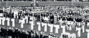 Premiere im Berliner Olympiastadion. Der Fackellauf fand 1936 bei den Spielen der Nationalsozialisten zum ersten Mal statt. Foto: Richter/Cinetex