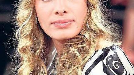 Angeblich ist ihr Freund Dimitri schuld. Ex-Klum-Model Jana Beller. 