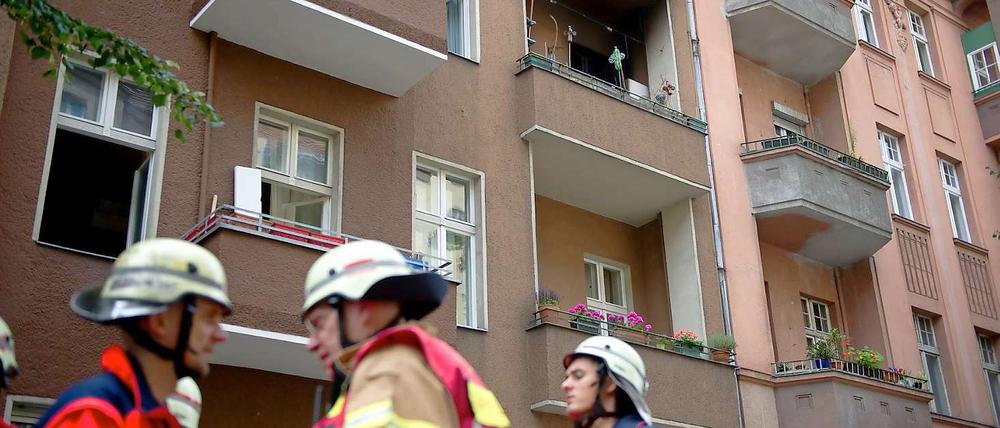 Ein Mann starb bei dem Wohnhausbrand in der Emser Straße.