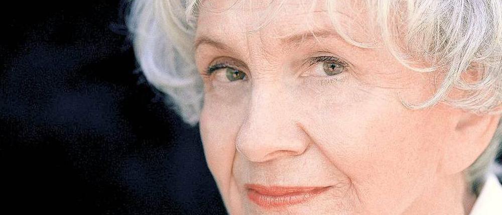 Tochter eines Fuchszüchters und einer theatralischen Mutter. Die meisten Erzählungen Munros spielen rund um den kanadischen Lake Huron, dort, wo die Autorin heute vor 80 Jahren als Alice Laidlaw zur Welt kam und seit Jahrzehnten wieder lebt. Foto: p-a/dpa