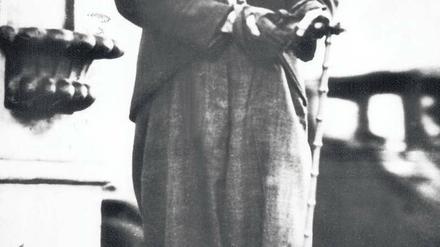 Stock, Hut, Entengang. Charlie Chaplin (1889 – 1977) in seiner Paraderolle.Foto: dpa