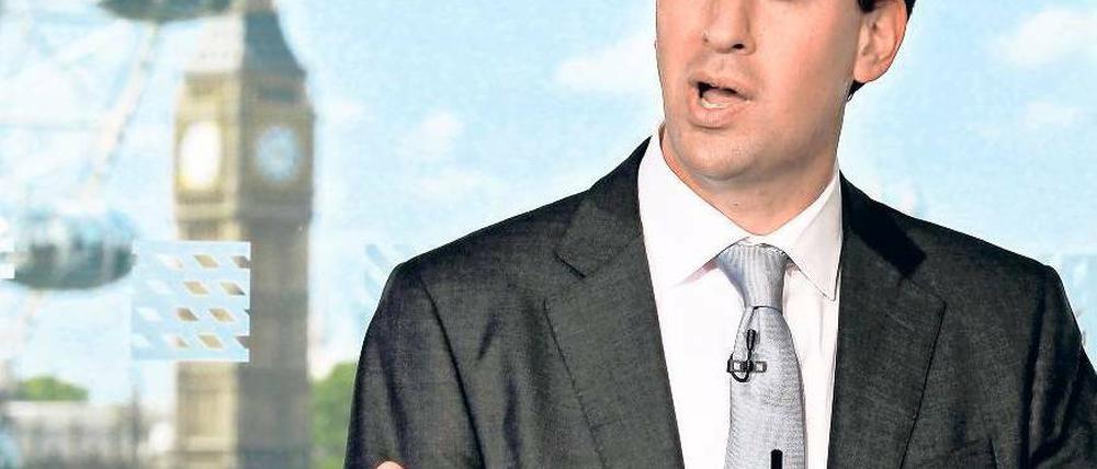 Ed Miliband, Oppositionsführer, erhöht den Druck auf Premier David Cameron. Foto: dpa