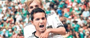 Jubel-Okan. Der zweifache Torschütze beim 4:3-Sieg gegen Brasilien, Okan Aydin, steht bei Bayer Leverkusen bis 2016 unter Vertrag. Foto: AFP