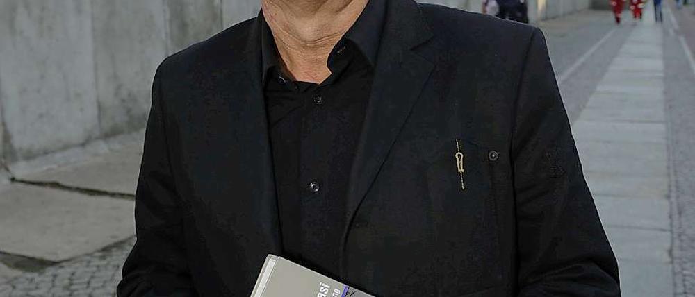Roland Jahn, der Bundesbeauftragte für Stasi-Unterlagen hat bei seinem Amtsantritt Aufarbeitung versprochen. Nun liegt das von ihm bestellte Gutachten vor.