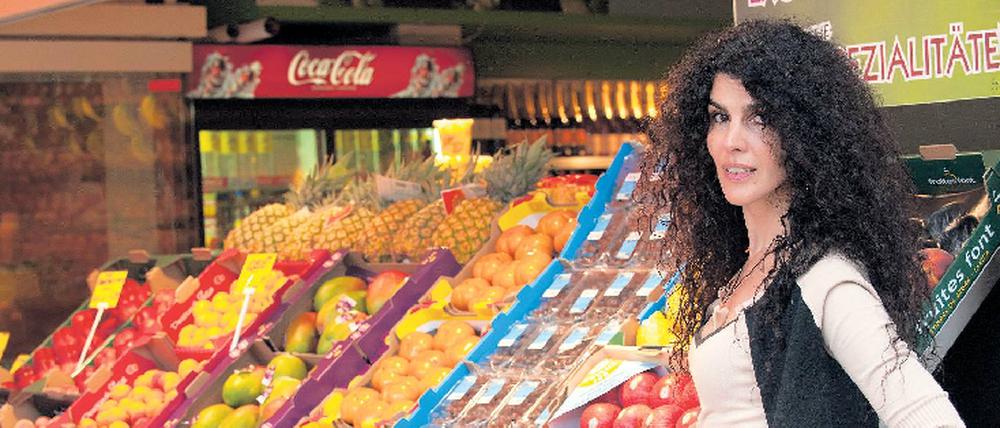 INTERNATIONAL VERNETZT. Janine White.