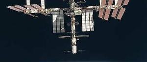 Umherrasende Teilchen. Für kurze Zeit war die ISS am Dienstag in Gefahr.