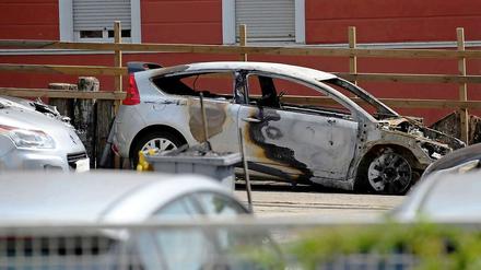 Hinweise auf Autozündler und andere Täter bringen Geld.