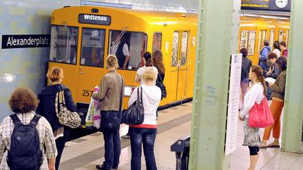 Immer wieder ist es zuletzt zu Übergriffen auf Berliner U-Bahnhöfen gekommen. Auch am Alexanderplatz.