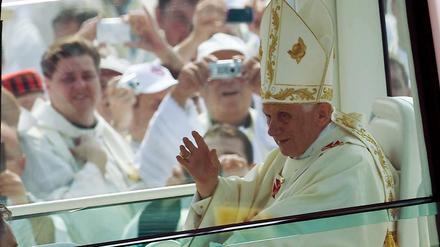 Wo sollen die Menschen den Papst, hier in Kroatien, in Berlin begrüßen?