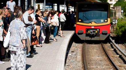 Das Warten hat ein Ende. Bis auf zwei Linien fährt die S-Bahn wieder im gewohnten Rhythmus.