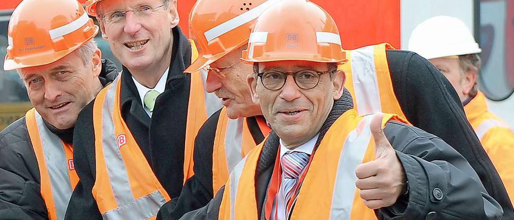Daumen rauf, Daumen runter? Chefingenieur Hany Azer (r.) gibt bei S21 auf.