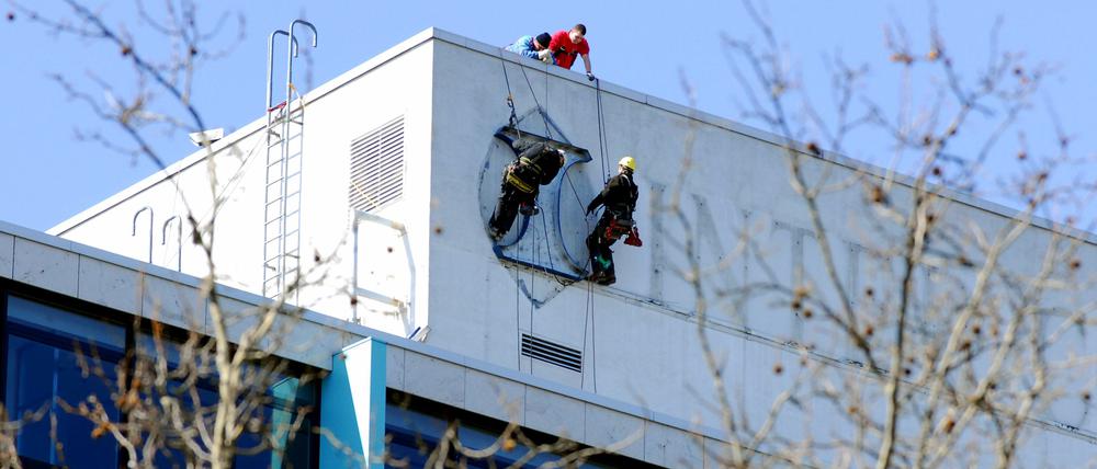 Der Schriftzug an der Hotelfassade war bereits entfernt worden.