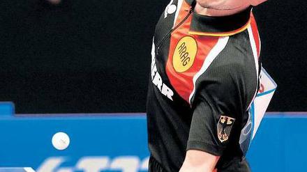 Mal mit Kontrolle, mal mit Risiko. Timo Boll variierte seine Rückschläge gegen den Chinesen Chen Qi geschickt und gewann mit 4:1-Sätzen. 