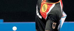 Mal mit Kontrolle, mal mit Risiko. Timo Boll variierte seine Rückschläge gegen den Chinesen Chen Qi geschickt und gewann mit 4:1-Sätzen.