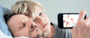 Erinnerungen schaffen. Frank (Milan Peschel) hat in Andreas Dresens Film „Halt auf freier Strecke“ nicht mehr lange zu leben. 