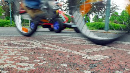 Radweg oder lieber auf der Fahrbahn? Berliner Fahrradfahrer wollen sich das selbst aussuchen können.