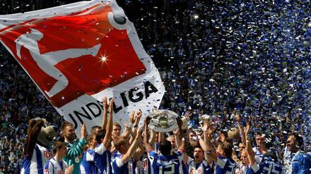 Tschüs Zweite Liga: Nach dem letzten Spiel der Saison beginnen die offiziellen Feierlichkeiten für Hertha BSC.