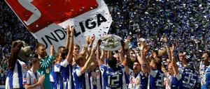 Tschüs Zweite Liga: Nach dem letzten Spiel der Saison beginnen die offiziellen Feierlichkeiten für Hertha BSC.