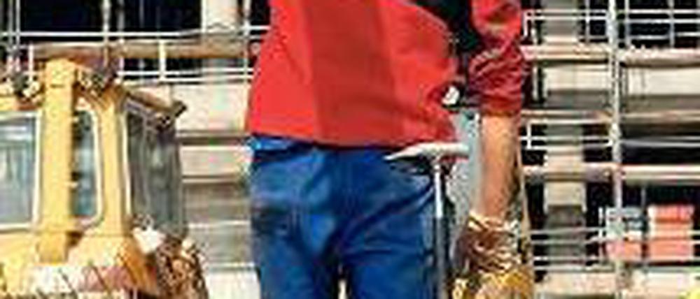 Es wird wieder in die Hände gespuckt. Laut DIW war das erste Quartal vor allem wegen der Bauwirtschaft so stark. Foto: dpa