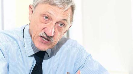 Heinrich Alt ist seit 2002 eines von drei Vorstandsmitgliedern der Bundesagentur für Arbeit (BA).